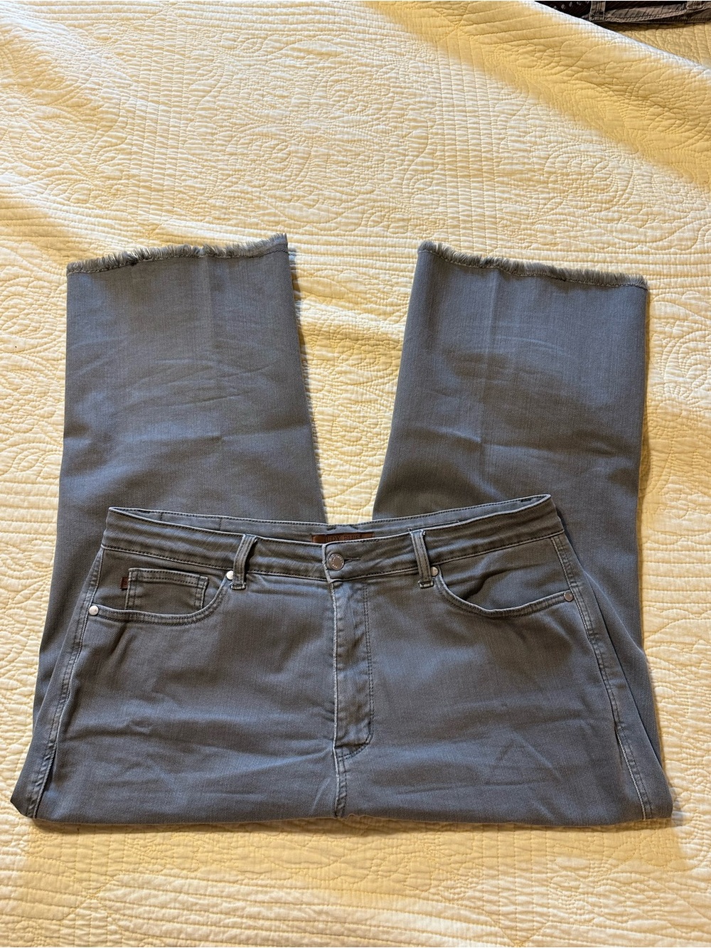Women’s Judy Blue Olive Green Raw Hem Ankle Jeans